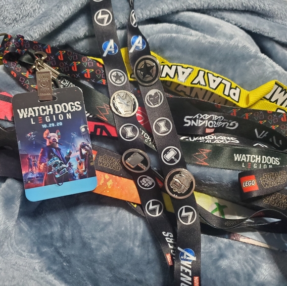 8 Misc GameStop Game Lanyards - Picture 1 of 2
